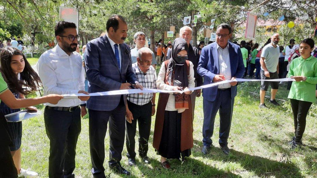 Şehit Murat Bayram Ortaokulu Resim Sergisi ve Kermesi Açılışı Yapıldı