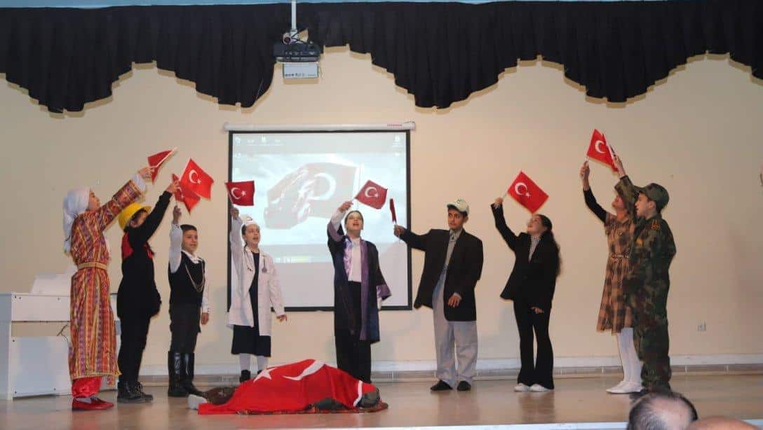 12 Mart İstiklal Marşı'nın Kabulü ve Mehmet Akif Ersoy'u Anma Günü Törenle Kutlandı